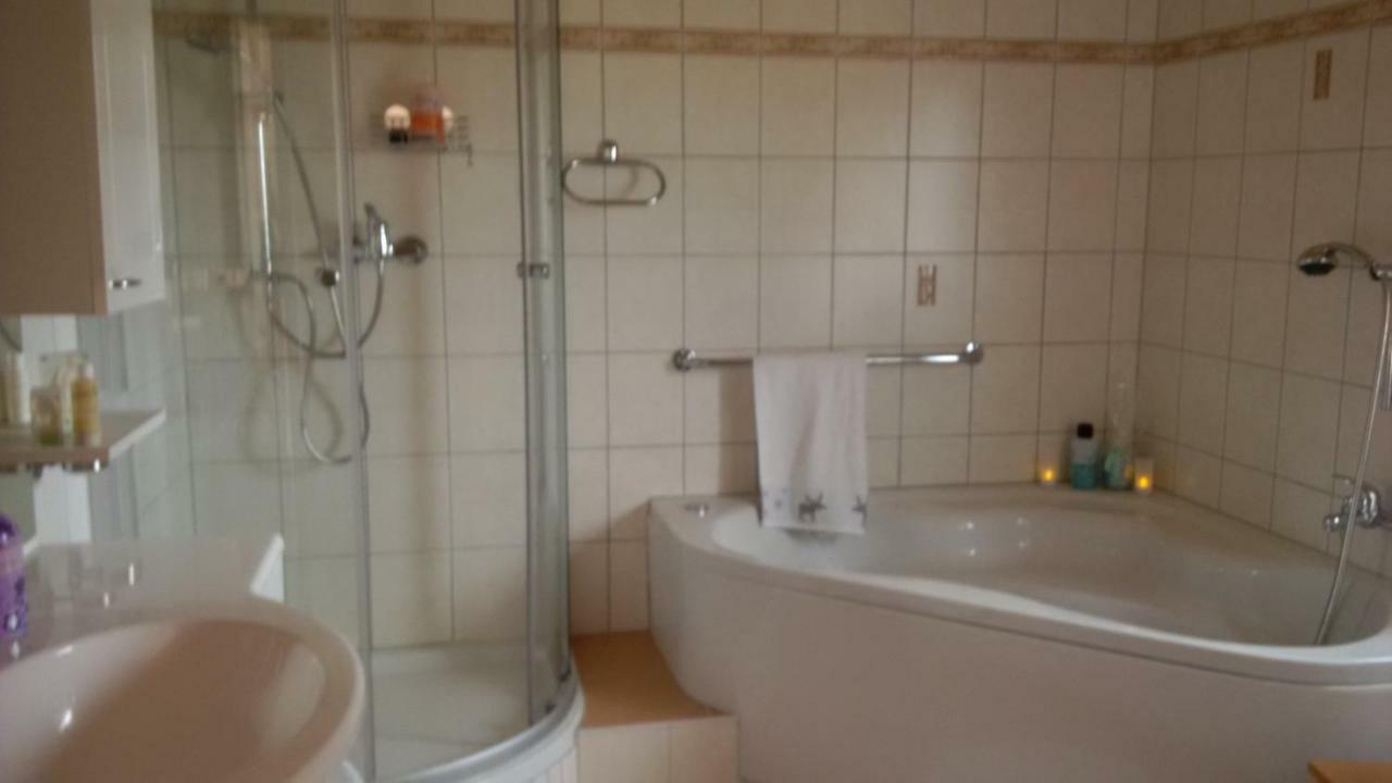 Breungeshain Ferienhaus Rosemarie מראה חיצוני תמונה